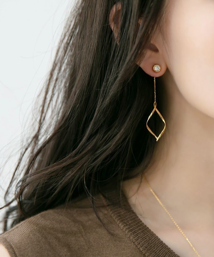 Luna Twist – 925 Silver Long Drop Earrings